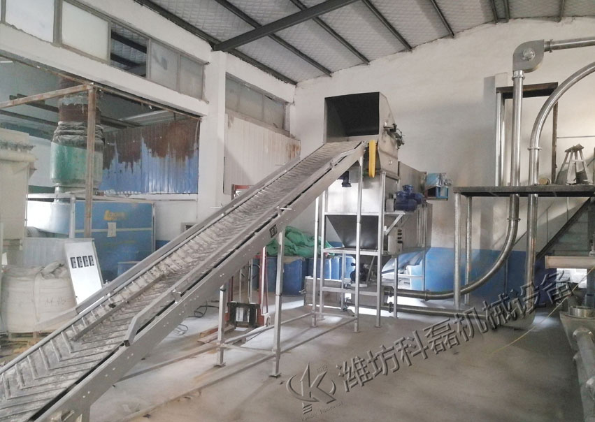 化工行(háng)業選擇(zé)自動破(po)袋拆包(bāo)機可有(you)效解決(jue)污染問(wèn)題，保護(hu)工人健(jiàn)康 第3張(zhang)