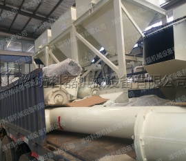 襄阳用(yong)裕橡胶(jiao)制造有(yǒu)限公司(si)(WAP站)攪拌(ban)、輸送整(zheng)套設備(bei)發貨實(shi)拍 螺旋(xuan)輸送 絞(jiao)龍 料倉(cāng) 攪拌站(zhàn)